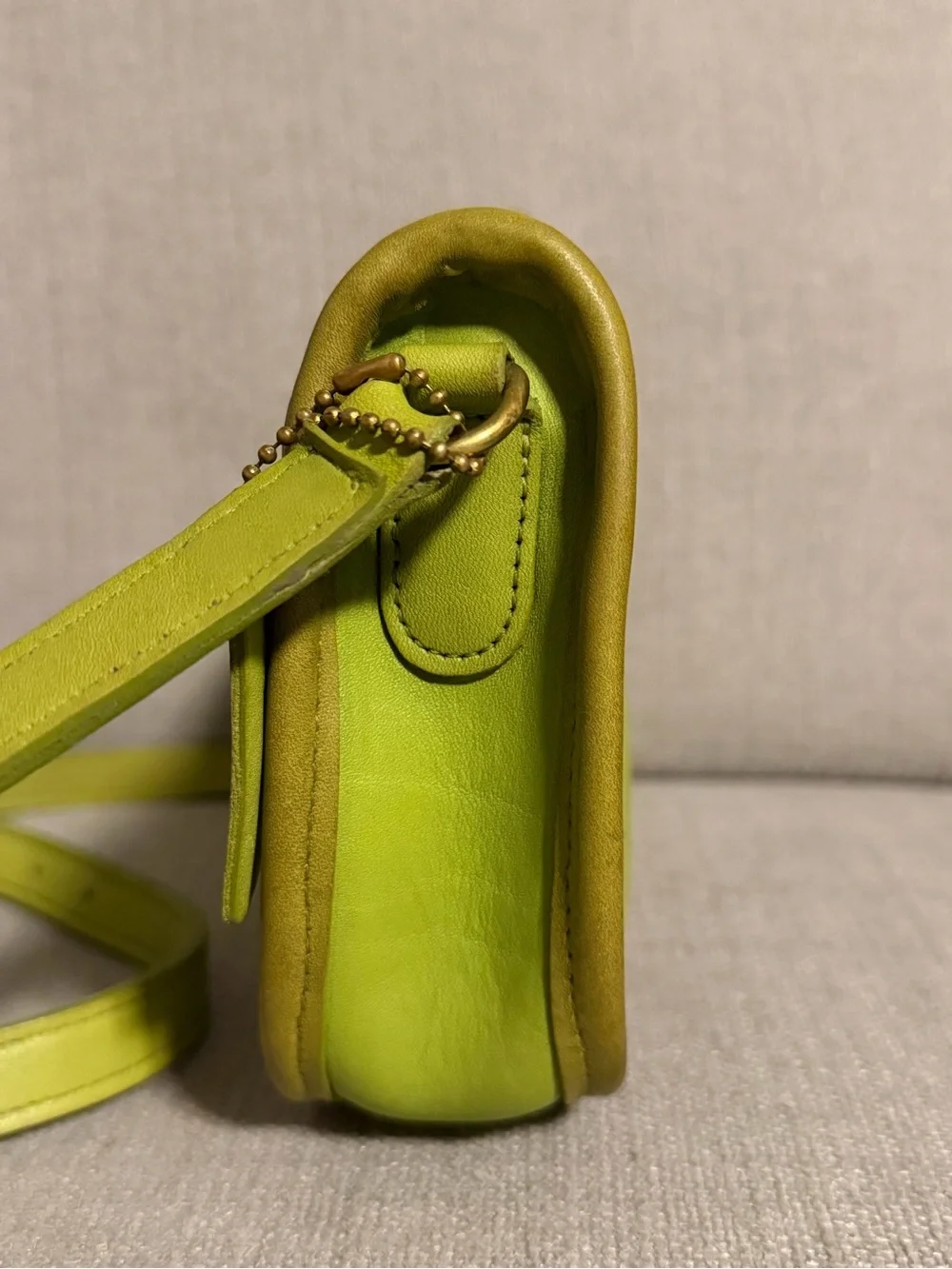 Rare Vintage Coach Wendie Lime Green Glove-Tanned Leather Crossbody